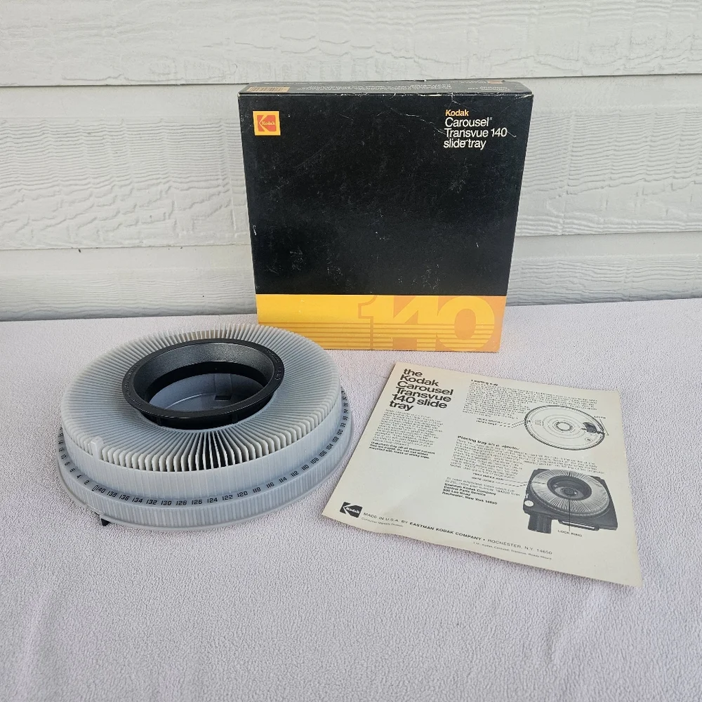 Kodak Carousel Transvue 140 Slide Tray VTG 1983
